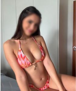 664333245: Chica busca chico en Murcia