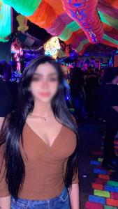 617746381: Chica busca chico en Madrid