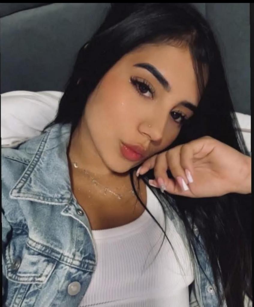 Chica busca chico en Alicante: Chica busca chico