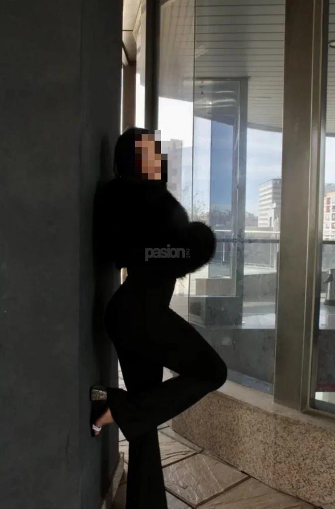 Chica busca chico en Sevilla: 