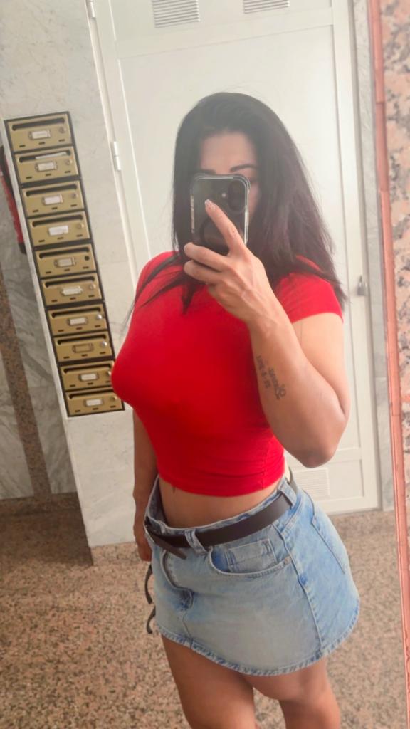623556900: Chica busca chico en Pontevedra