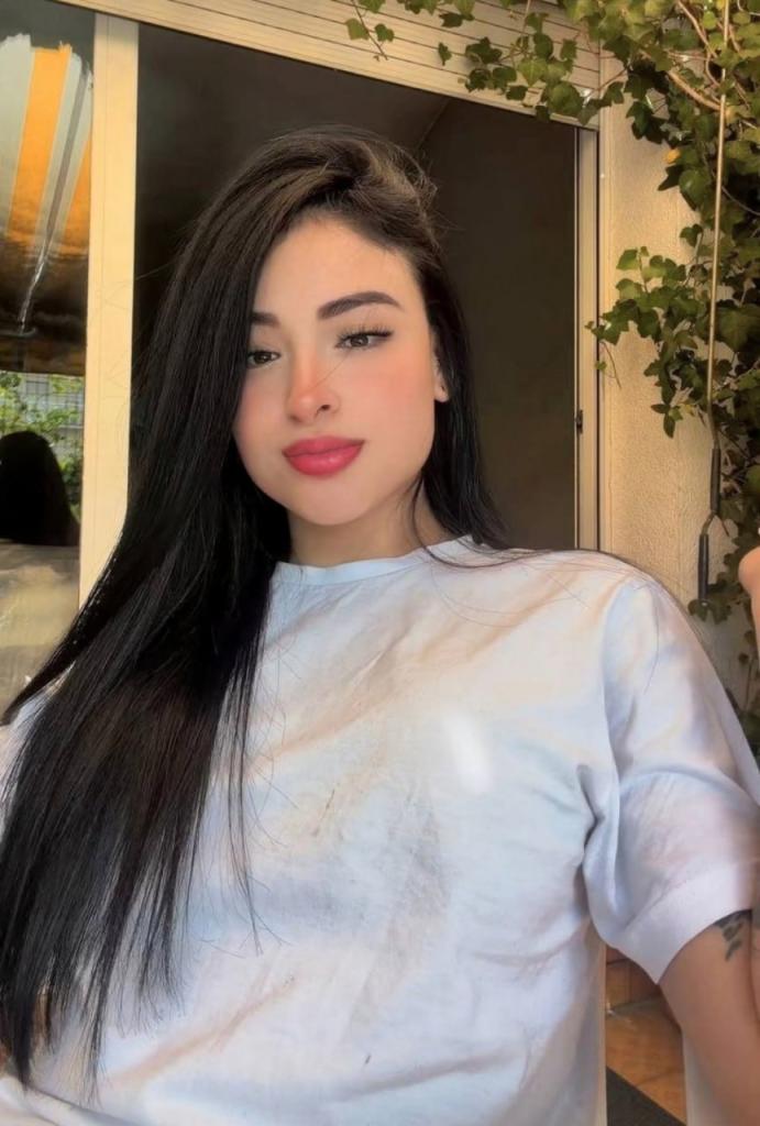 603990457: Chica busca chico en Mallorca