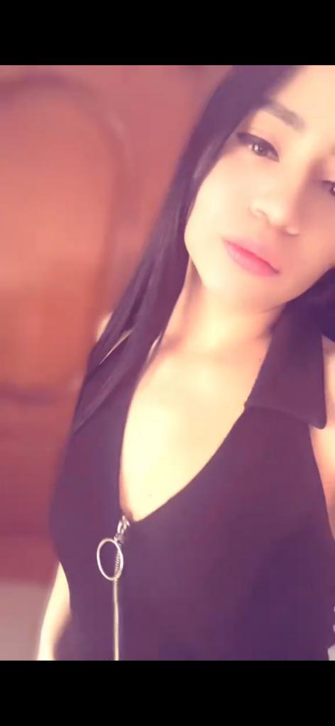 647992945: Chica busca chico en Badajoz