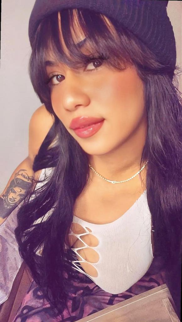Chica busca chico en Almería: 
