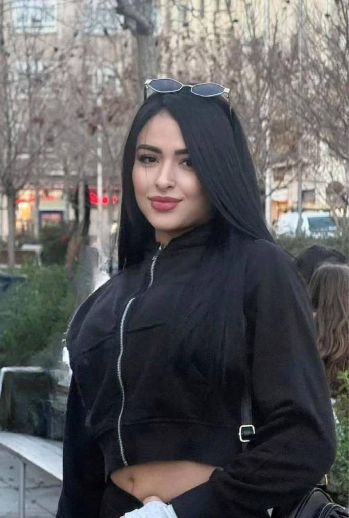 603990457: Chica busca chico en Mallorca