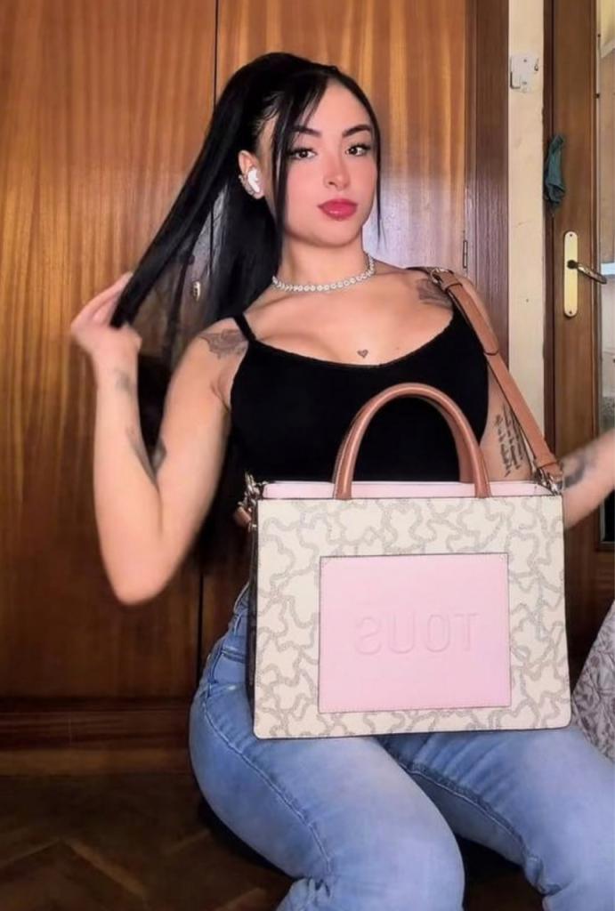 Chica busca chico en Mallorca: Chica busca chico