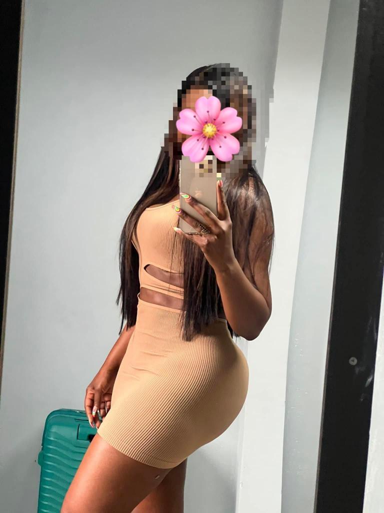 Chica busca chico en Huesca: 