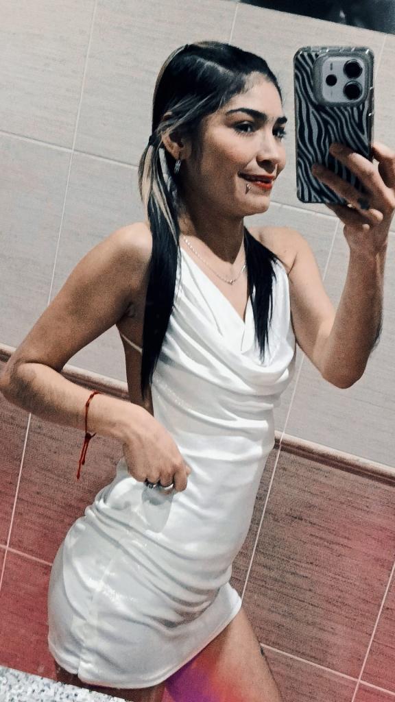 642499740: Chica busca chico en Navarra