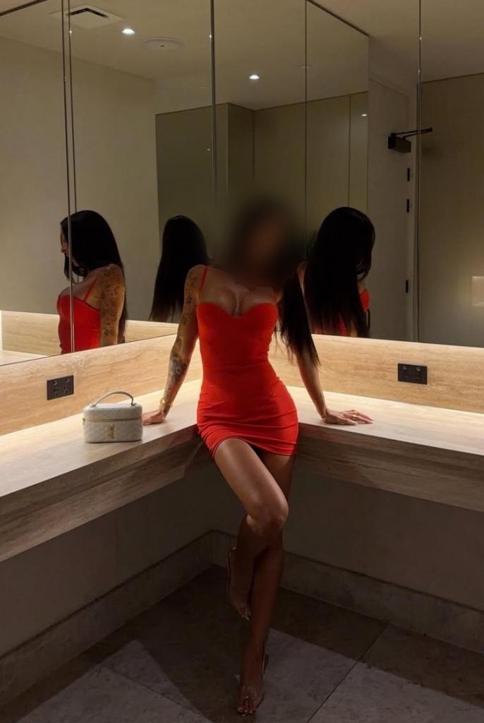 Chica busca chico en Tenerife: 