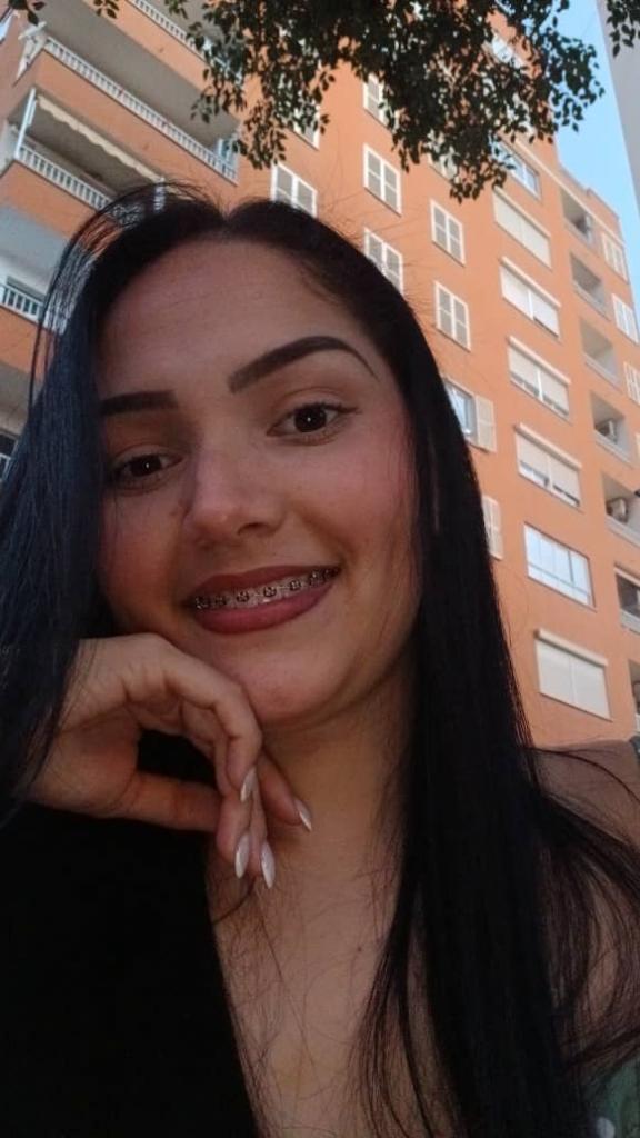 614378428: Chica busca chico en Mallorca