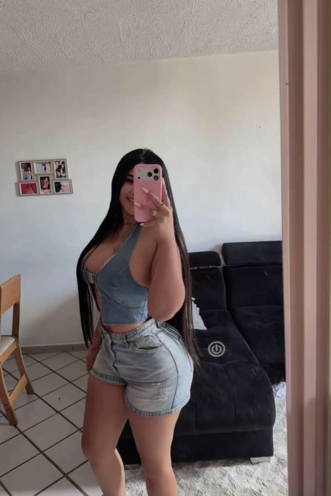 Chica busca chico en Barcelona: 