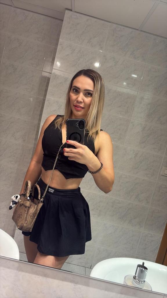 Chica busca chico en Zaragoza: Chica busca chico