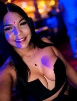 635422827: Chica busca chico en Gerona