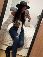 654587735: Chica busca chico en Madrid