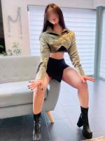 677439092: Chica busca chico en Madrid
