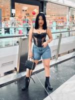 612282427: Chica busca chico en Madrid
