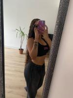 677155524: Chica busca chico en Barcelona