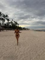 745024014: Chica busca chico en La Coruña