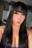 617748069: Chica busca chico en Barcelona
