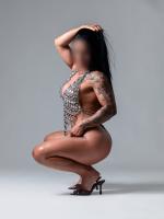 647612853: Chica busca chico en Cádiz