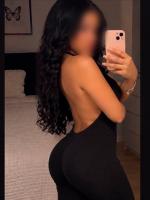 690878198: Chica busca chico en Barcelona