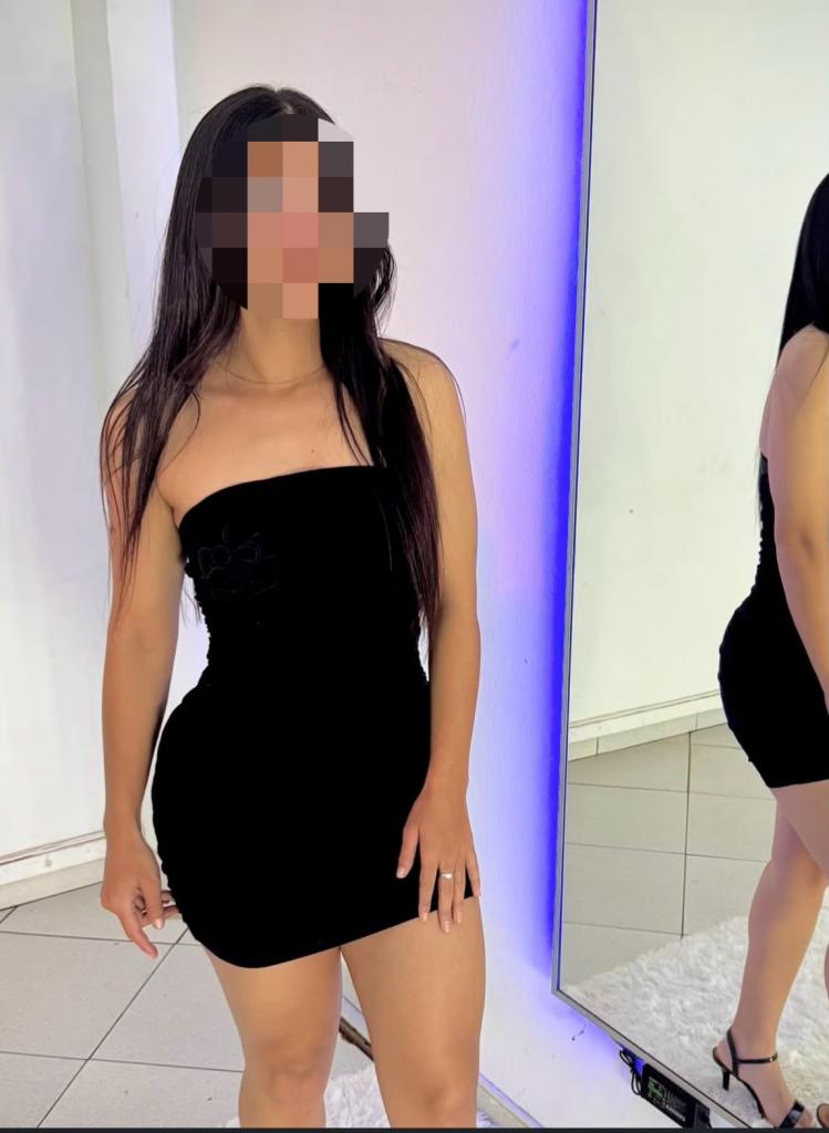 743036585: Chica busca chico en Tarragona