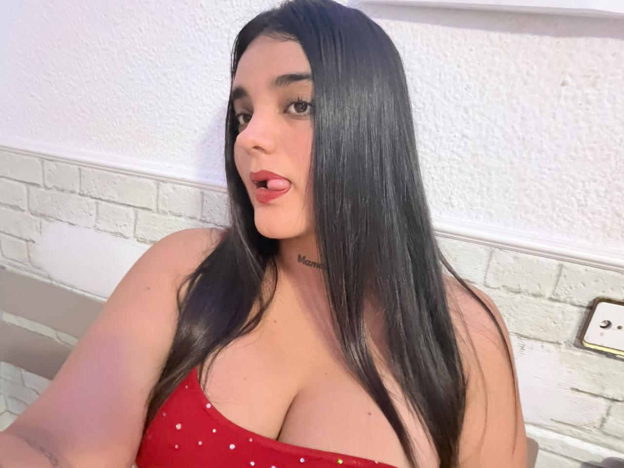 662938769: Chica busca chico en Ibiza