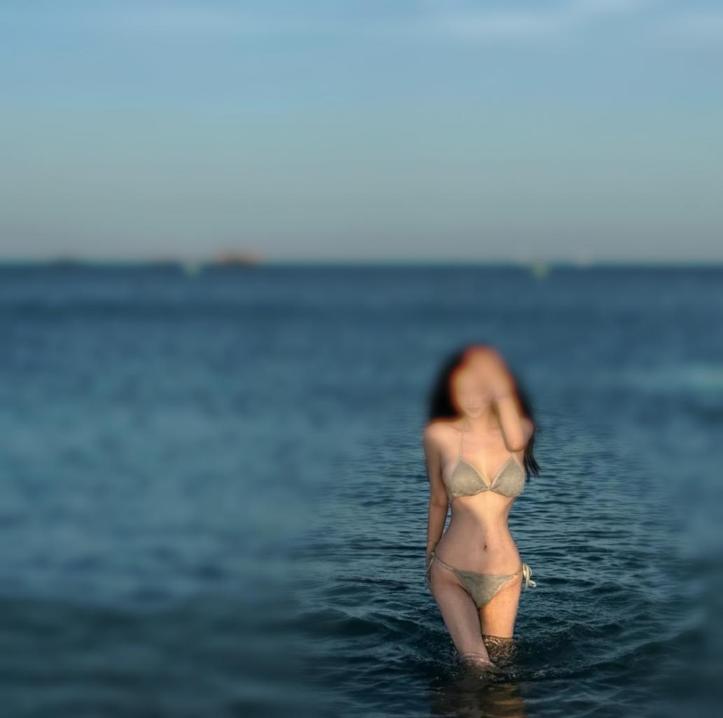 659329179: Chica busca chico en Barcelona