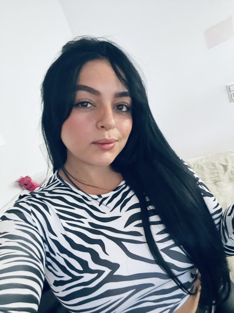 Chica busca chico en Granada: 