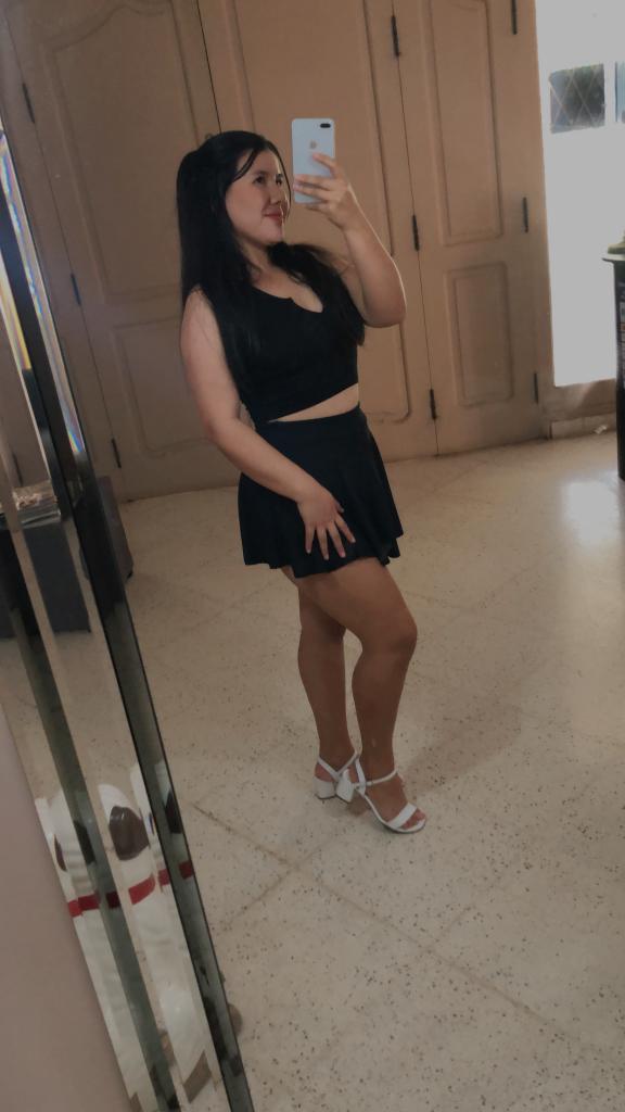 674690457: Chica busca chico en Málaga
