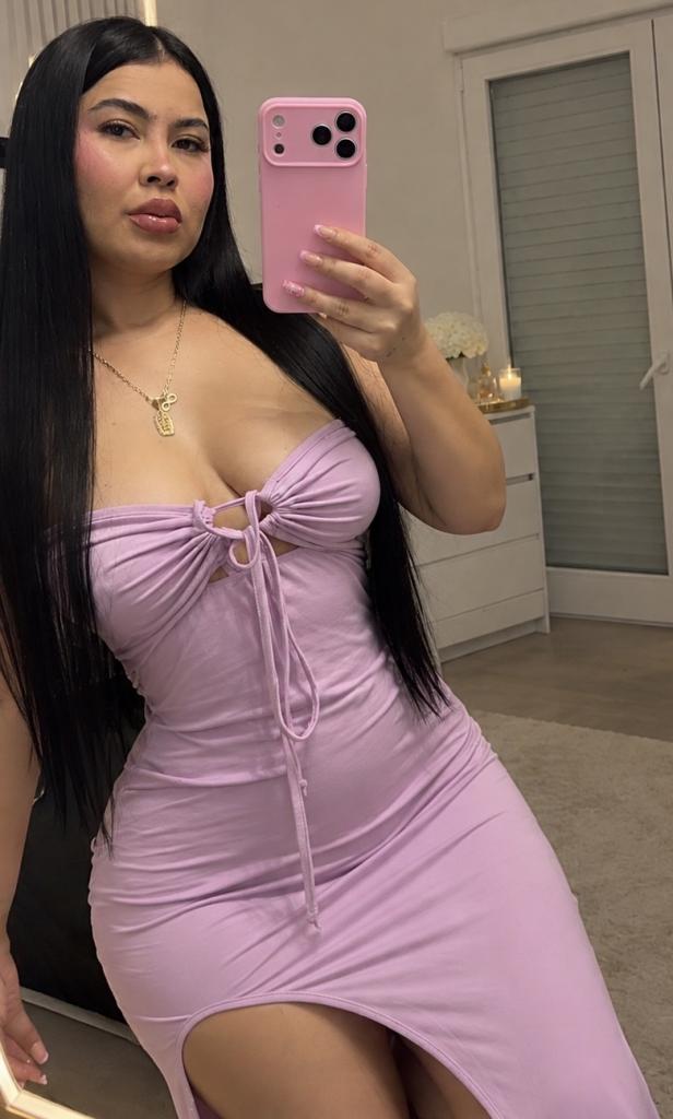 Chica busca chico en Sevilla: Chica busca chico