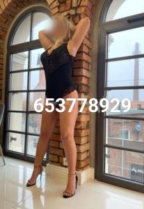 653778929: Chica busca chico en Pontevedra