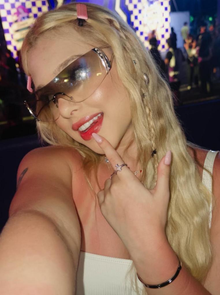 603355709: Chica busca chico en Asturias