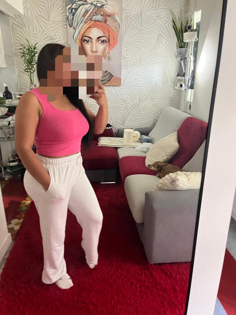 613207411: Chica busca chico en Vizcaya