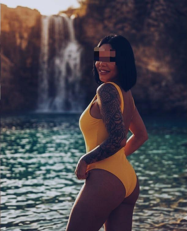 Chica busca chico en Alicante: Chica busca chico