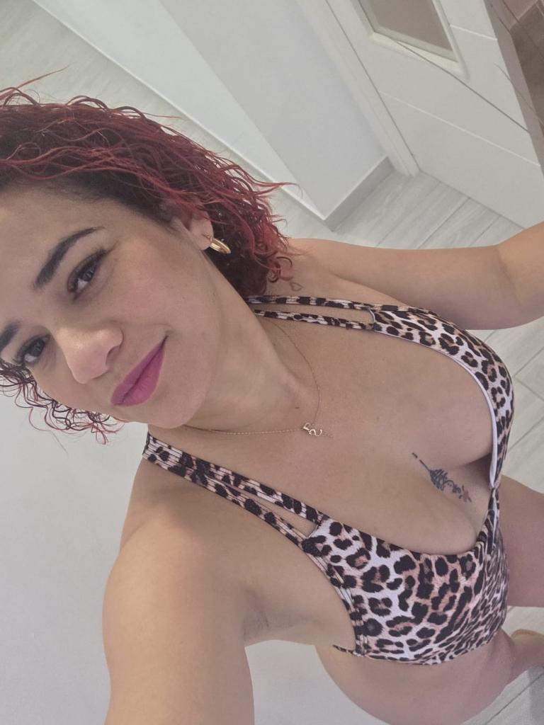 631454880: Chica busca chico en Huelva