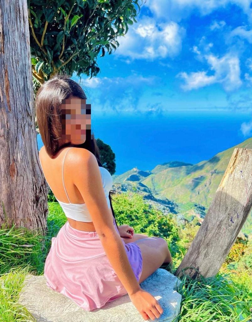Chica busca chico en La Coruña: 
