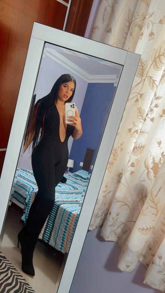 Chica busca chico en Tenerife: 