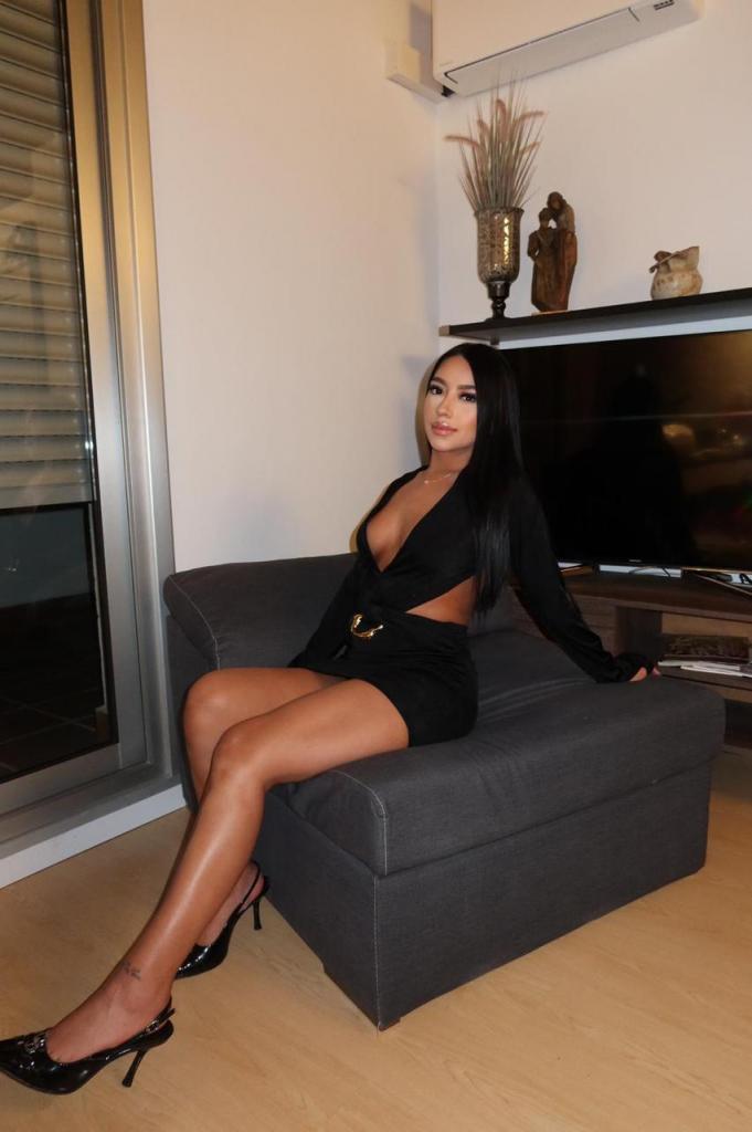 655170560: Chica busca chico en Lérida