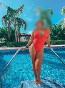 625031448: Chica busca chico en Barcelona