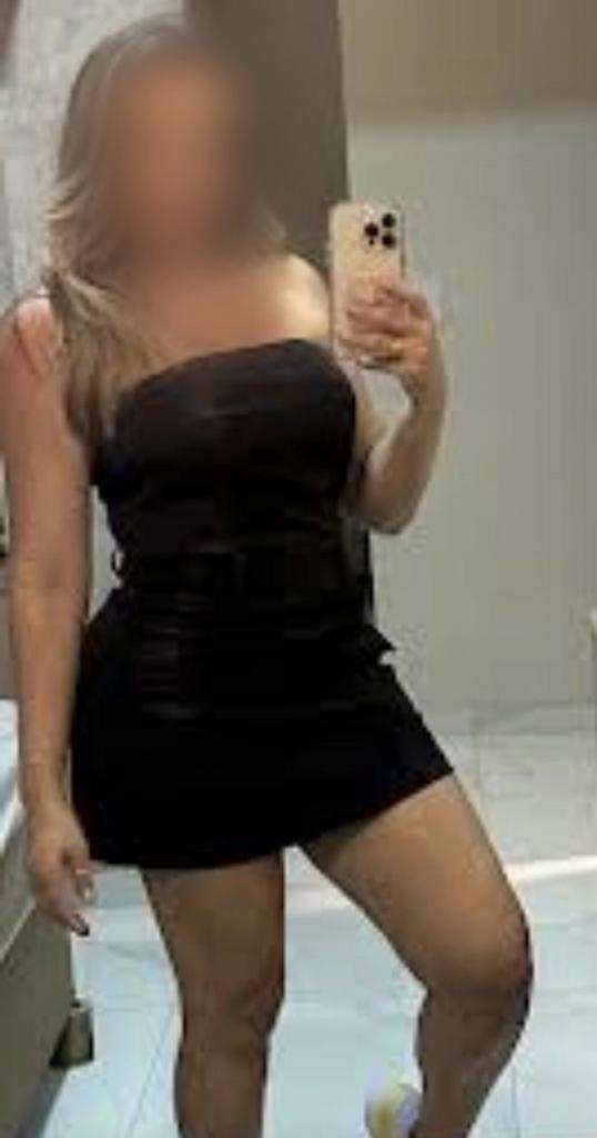 Chica busca chico en Sevilla: 