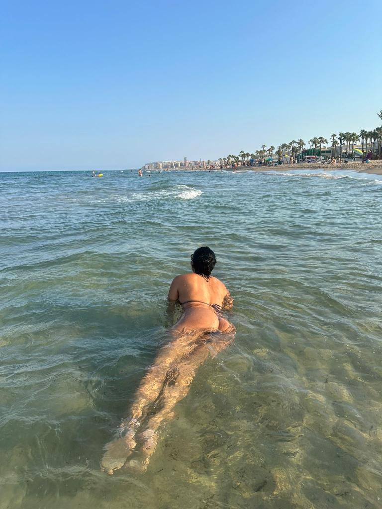 Chica busca chico en Tenerife: 