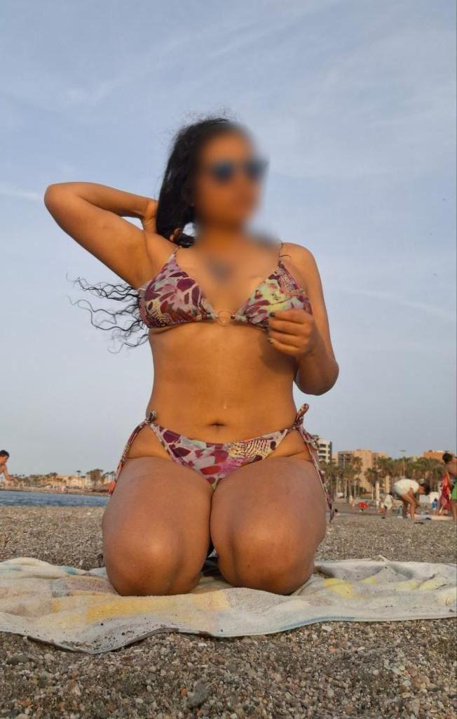 Chica busca chico en Almería: Chica busca chico