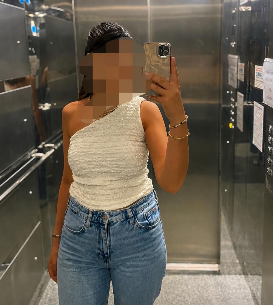 667805336: Chica busca chico en Madrid