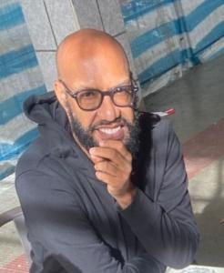 631318335: Chico busca chica en Cantabria