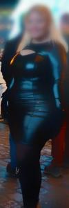 697726373: Chica busca chico en Madrid