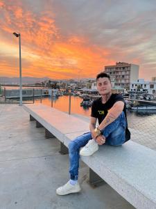 Chico busca chica en Mallorca: 