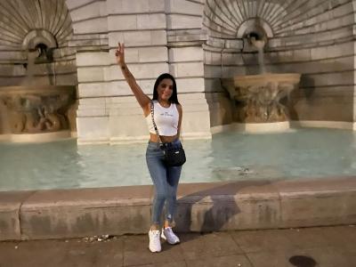 613876266: Chica busca chico en Barcelona