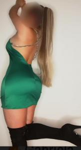 Chica busca chico en Barcelona: 