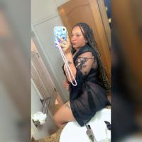 631421561: Chica busca chico en Barcelona